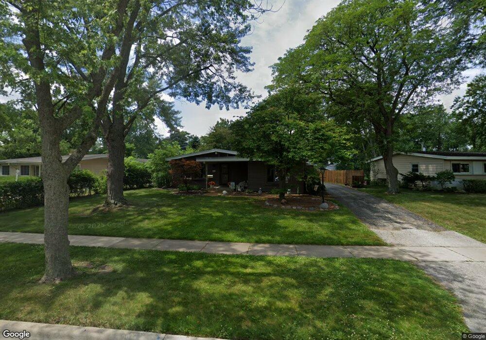 3917 Wren Ln, Rolling Meadows, IL 60008 - photo 1