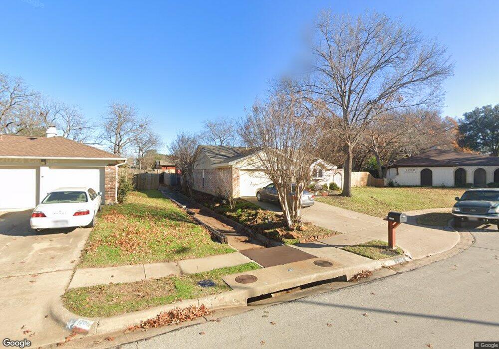 1204 Cumberland Dr, Bedford, TX 76022 - photo 1