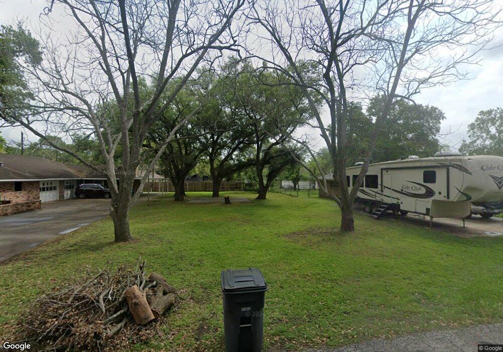 1701 Mustang Ave, Bay City, TX 77414 - photo 1