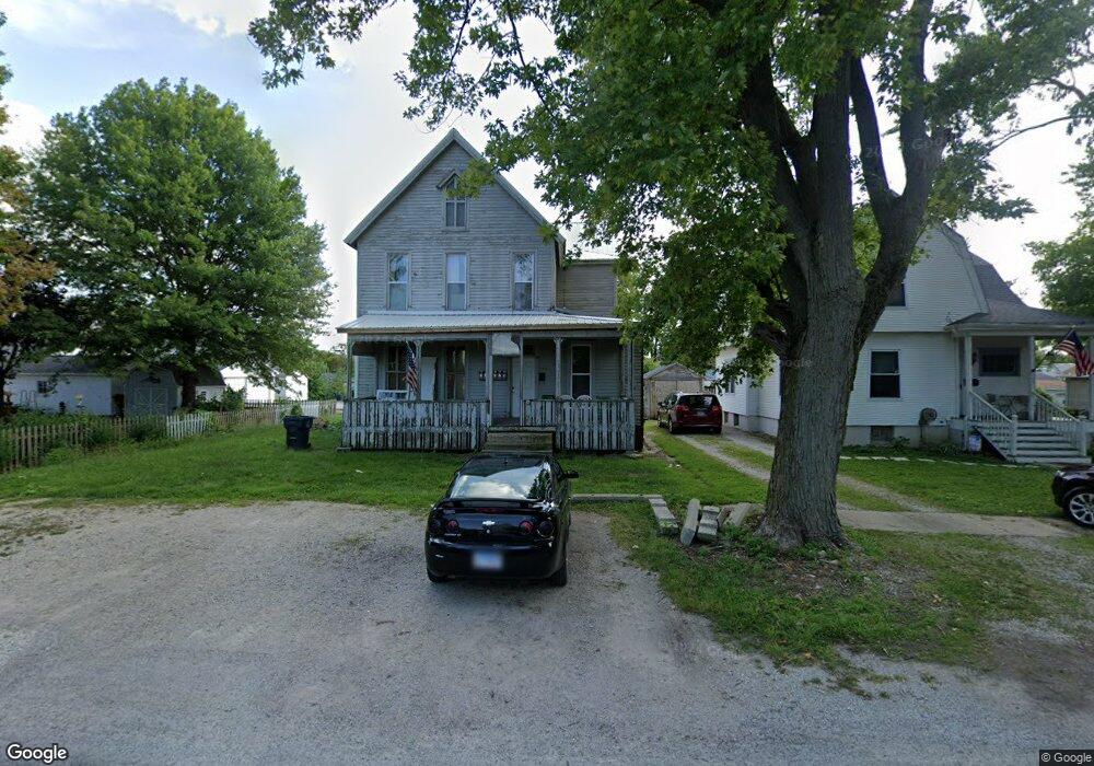 109 W Daggy St, Tuscola, IL 61953 - photo 1