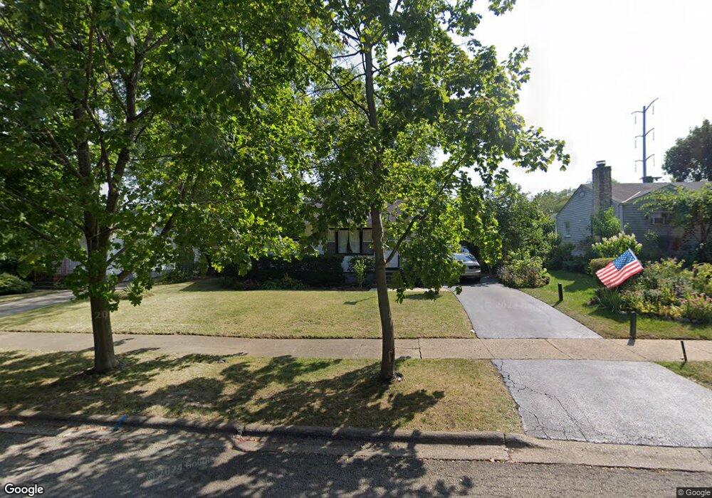 2431 W Cheyenne Rd, Waukegan, IL 60087 - photo 1