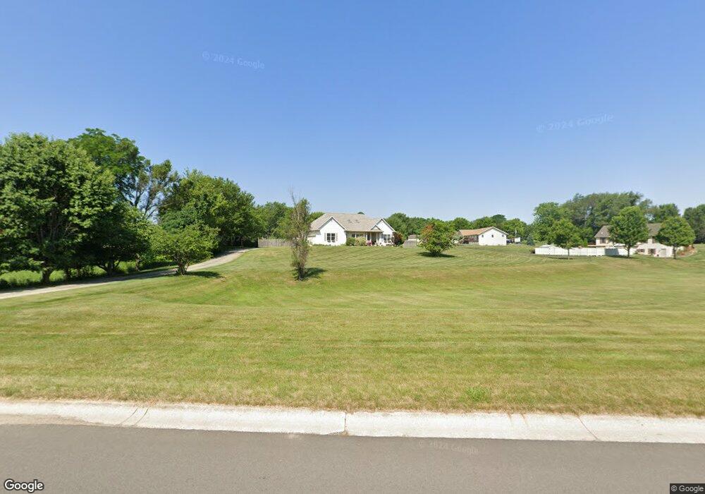 1568 N Crest View Dr, La Porte, IN 46350 - photo 1