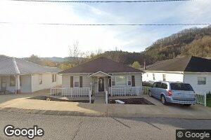 317 5th St, Whitesburg, KY 41858