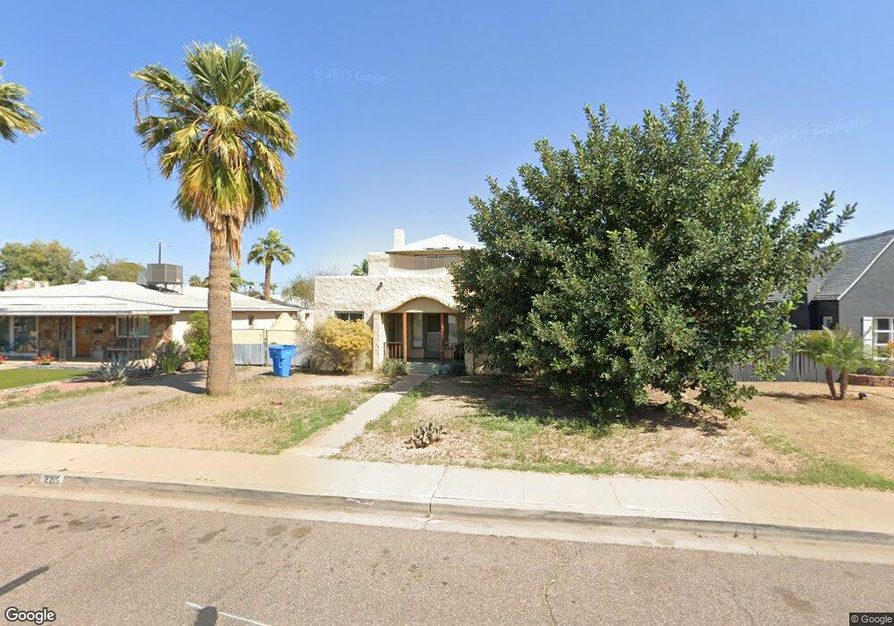 2215 N 24th Place, Phoenix, AZ 85008 - photo 1