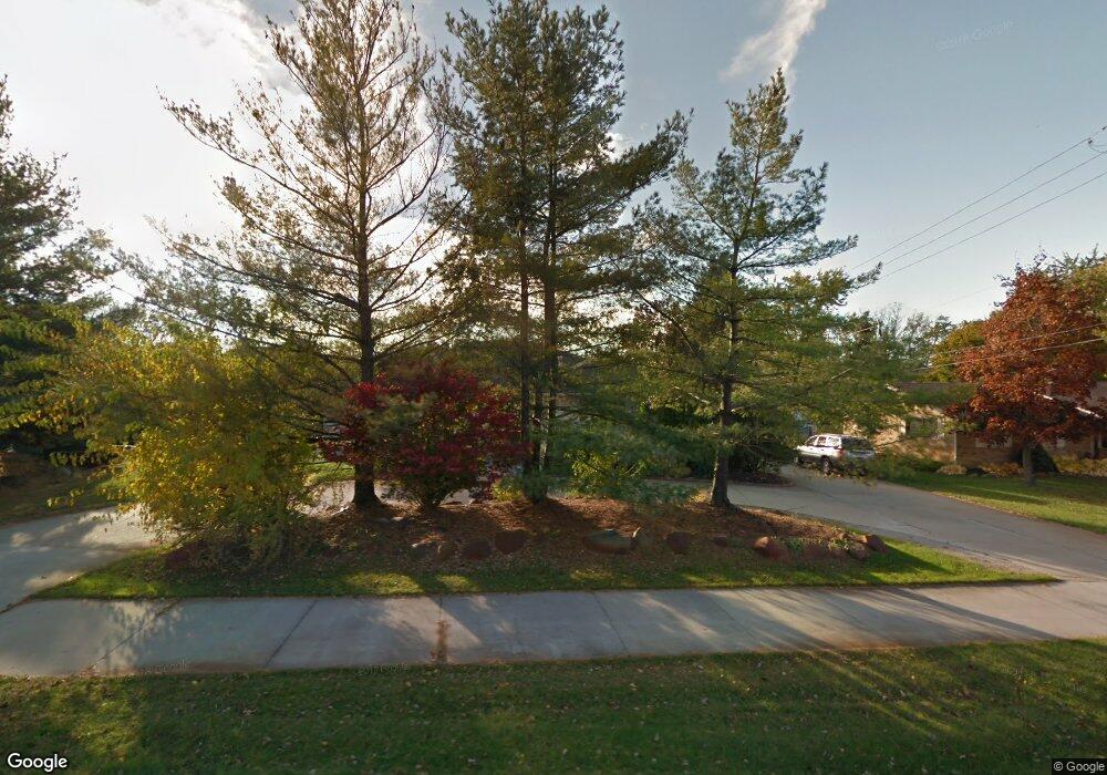 2990 Hiller Rd, West Bloomfield, MI 48324 - photo 1