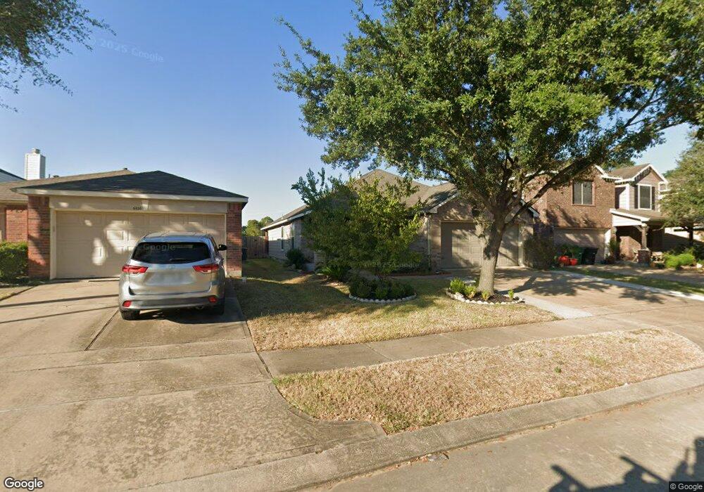 6926 Hampden Point Ct, Houston, TX 77040 - photo 1