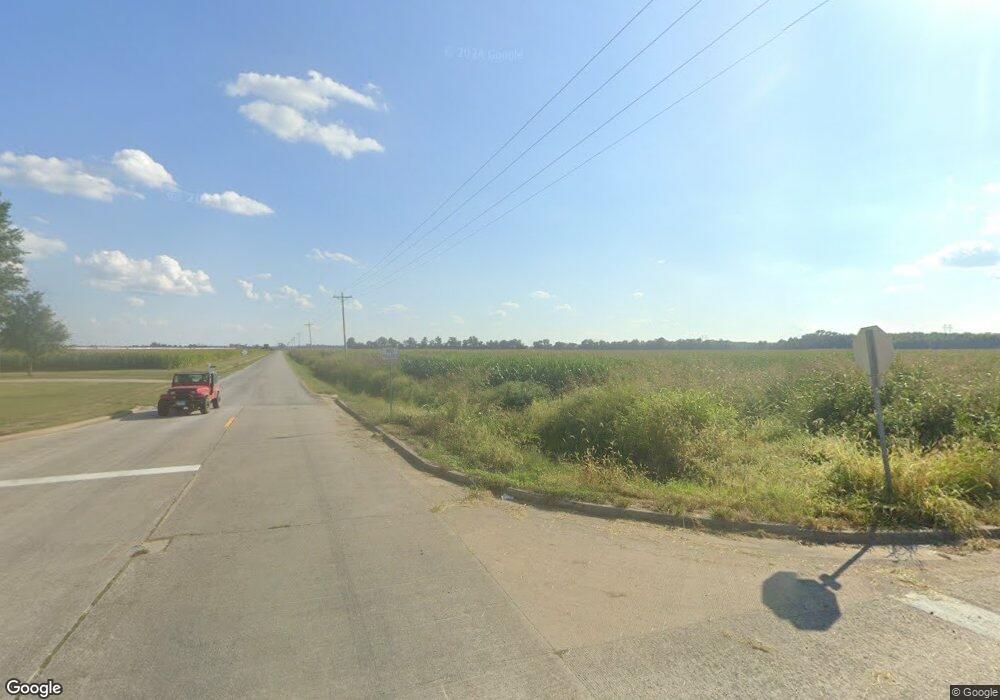 W W Jaycee Ave, Effingham, IL 62401 - photo 1