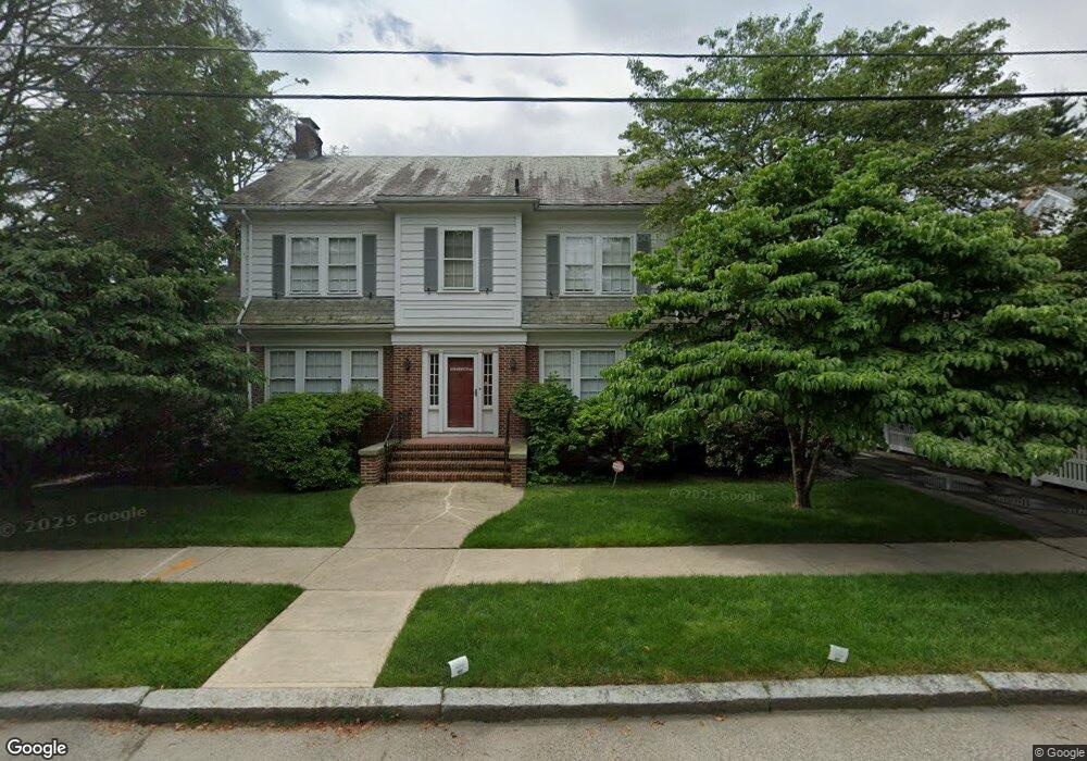15 Harwich Rd, Providence, RI 02906 - photo 1