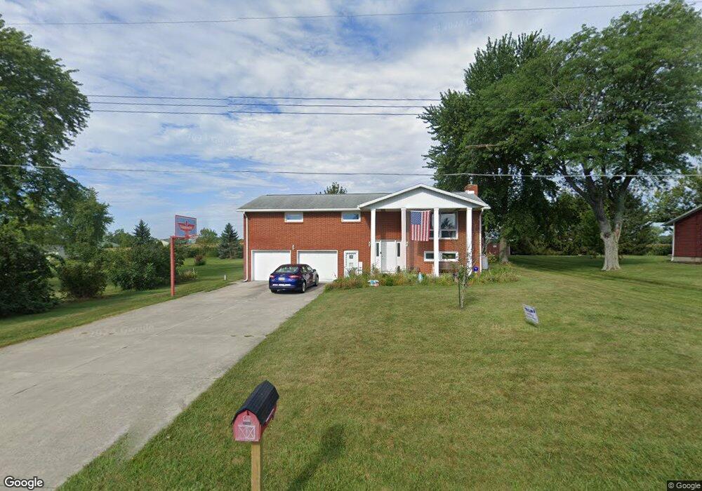 5307 Wolfe Rd, Lima, OH 45807 - photo 1