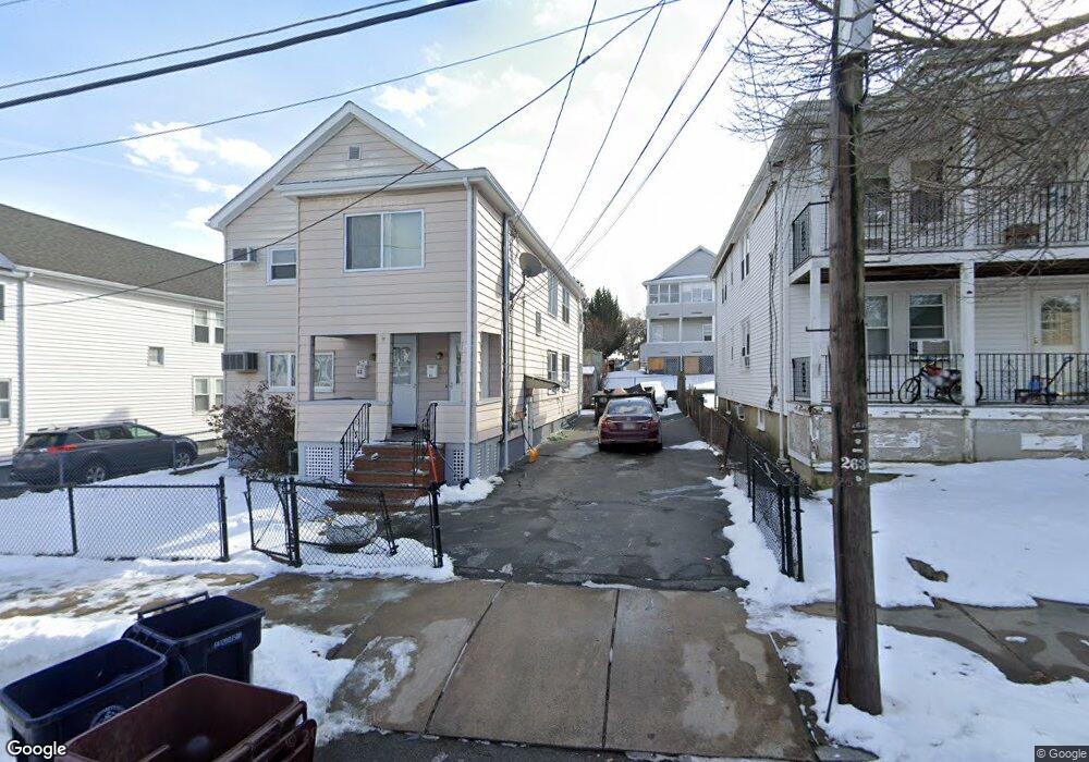 61 Estes St unit 1, Everett, MA 02149 - photo 1