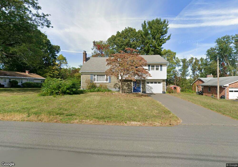 4 Oaktree Ln, Schenectady, NY 12309 - photo 1