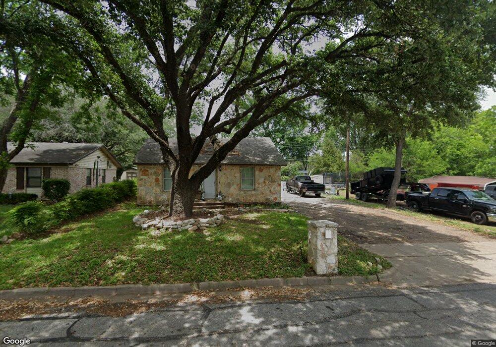 3509 Cloverleaf Dr, Waco, TX 76706 - photo 1