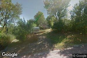 303 E Mott Ave, Chamberlain, SD 57325