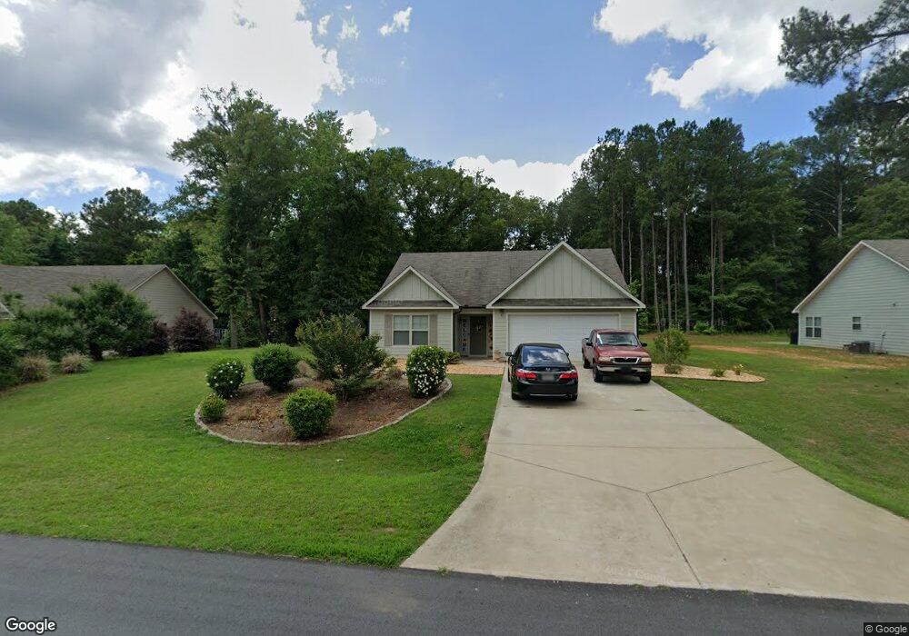1071 Oak Hill Ln, Madison, GA 30650 - photo 1