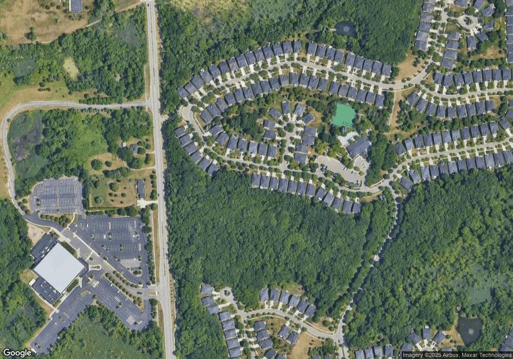 3816 Hillsdale Dr, Auburn Hills, MI 48326 - photo 1