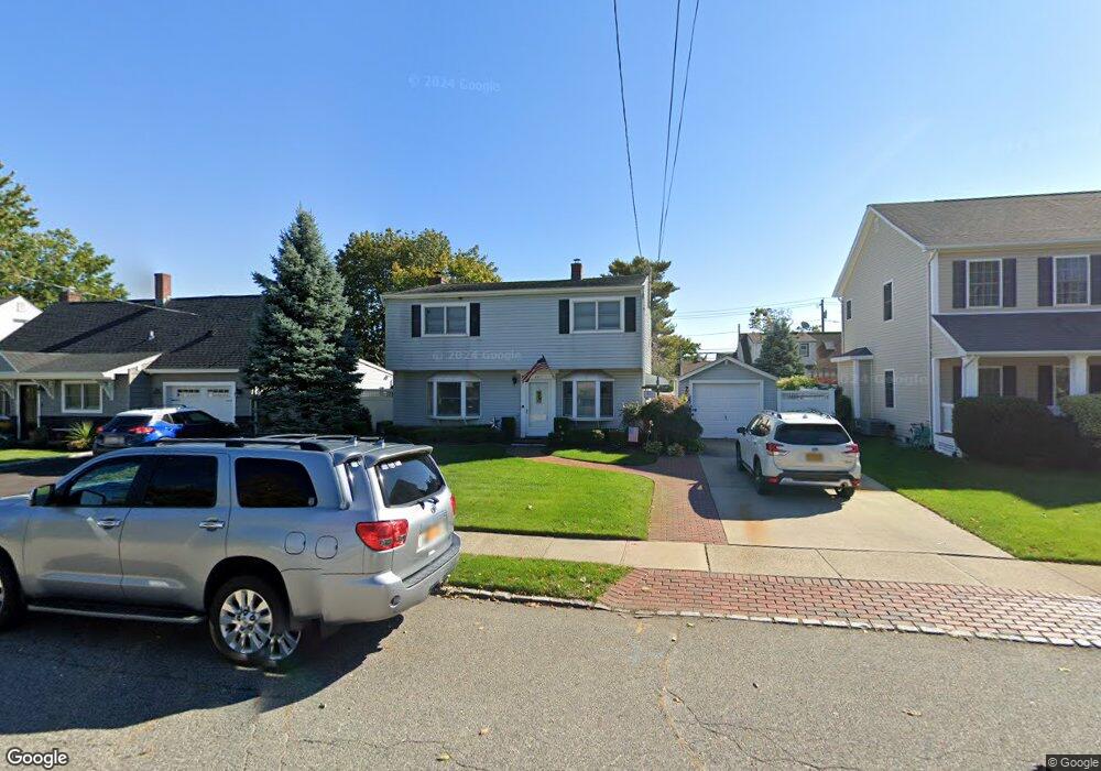 217 Dow Ave, Carle Place, NY 11514 - photo 1