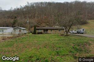 603 Hollybush Rd, Pippa Passes, KY 41844