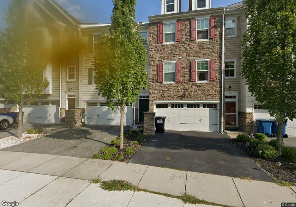 305 Latrobe Dr, Newark, DE 19702 - photo 1