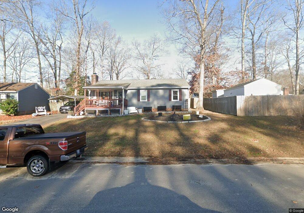 9306 Fox Run Dr, North Chesterfield, VA 23237 - photo 1