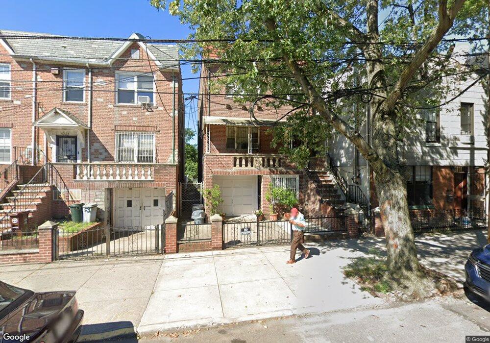 4522 Newtown Rd, Astoria, NY 11103 - photo 1