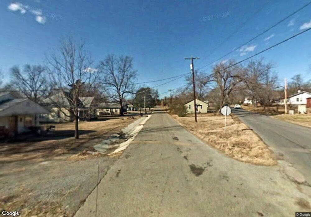 302 S Tahlequah Rt 2, Tahlequah, OK 74464 - photo 1