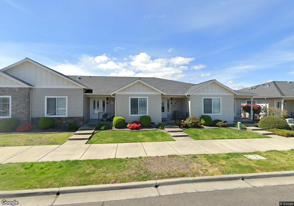 317 S Haskell St, Central Point, OR 97502 - photo 1