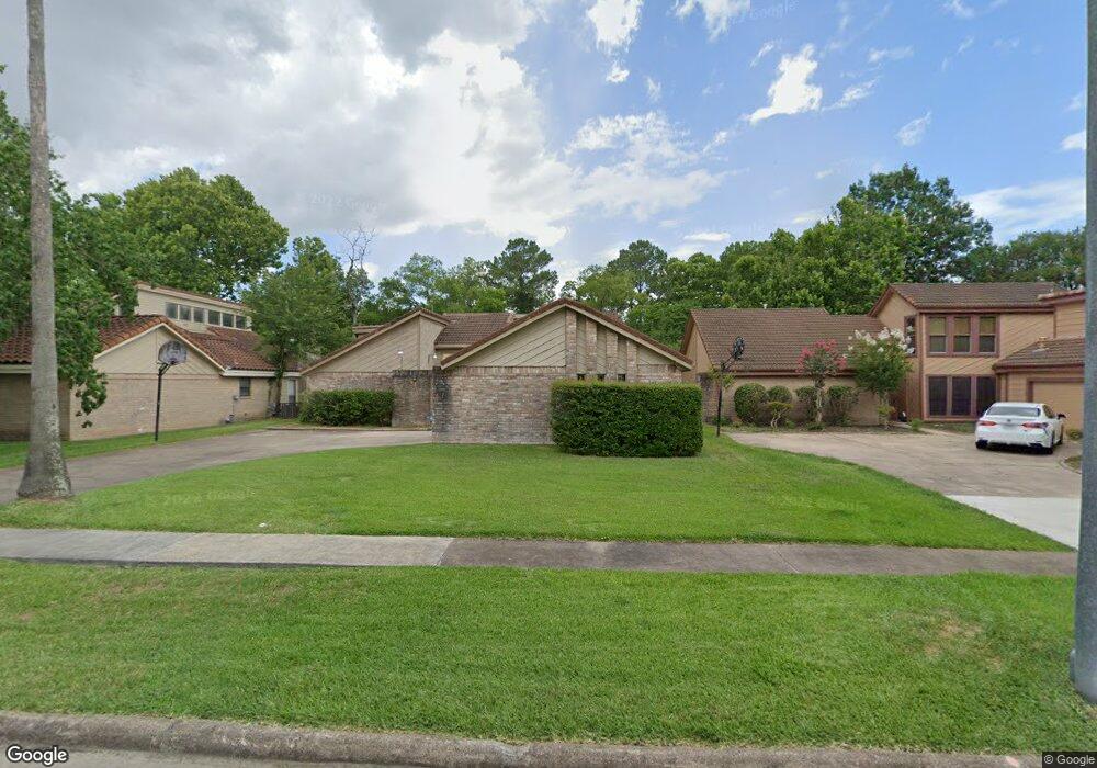 7663 Athlone Dr, Houston, TX 77088 - photo 1