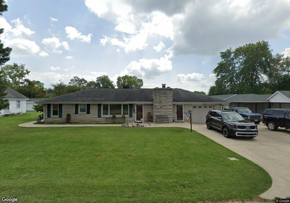 2915 22nd St, Columbus, IN 47201 - photo 1