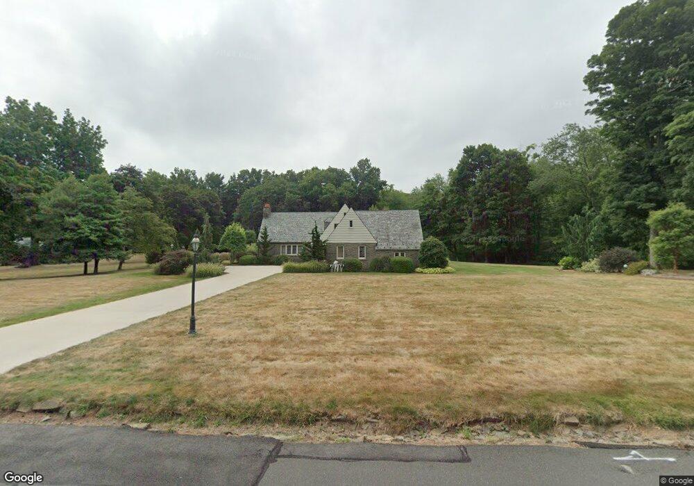 15 Kenmore Rd, Bloomfield, CT 06002 - photo 1