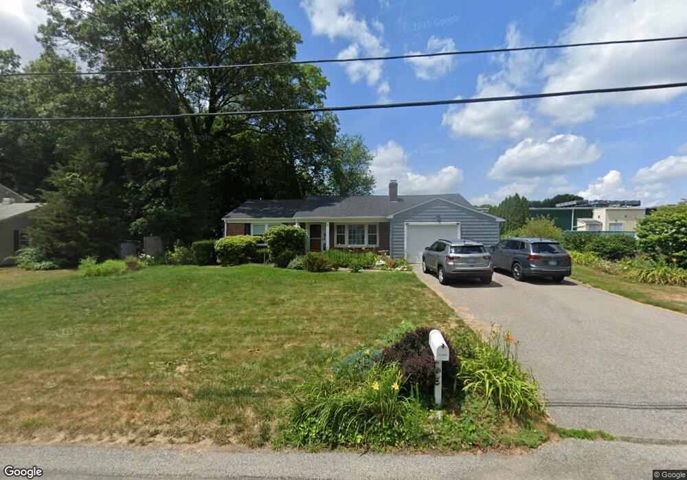 15 Ferncrest Dr, Cumberland, RI 02864 - photo 1