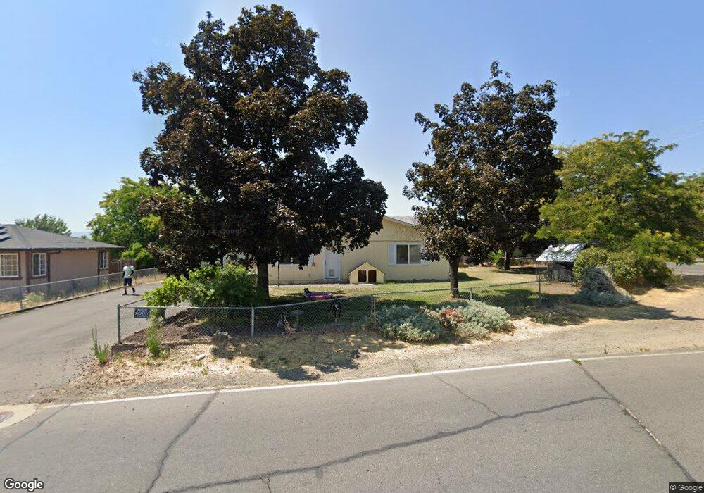 2489 Corona Ave, Medford, OR 97504 - photo 1