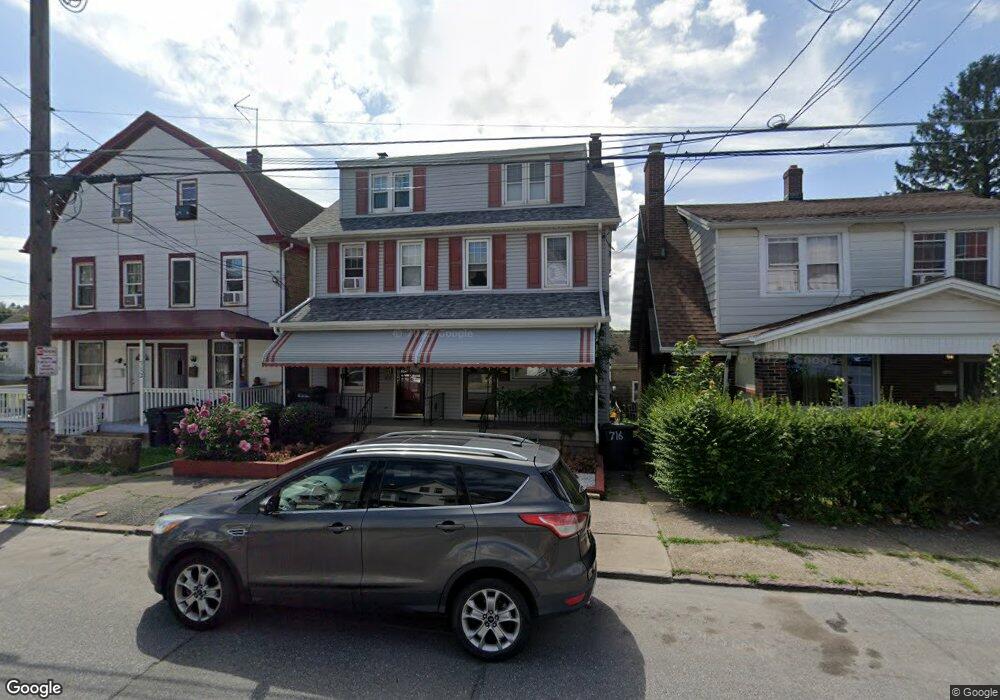 714 N Locust St, Hazleton, PA 18201 - photo 1