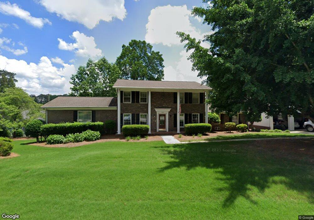 428 N Lakeshore Dr, Carrollton, GA 30117 - photo 1