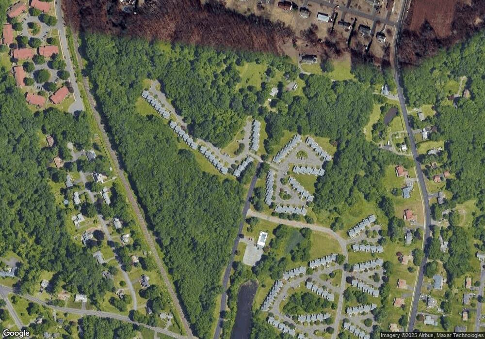 5 Tamarack Dr, Bloomfield, CT 06002 - photo 1