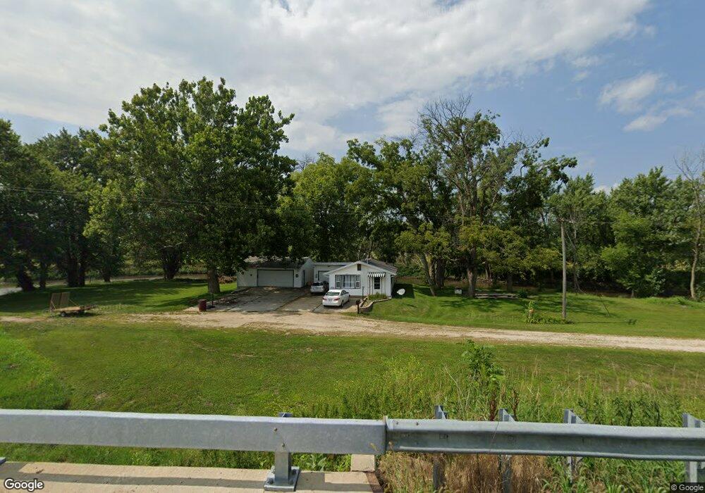 3804 W Winneshiek Rd, Freeport, IL 61032 - photo 1