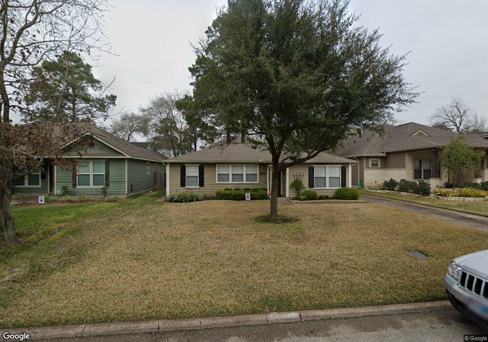1834 Cheshire Ln, Houston, TX 77018 - photo 1