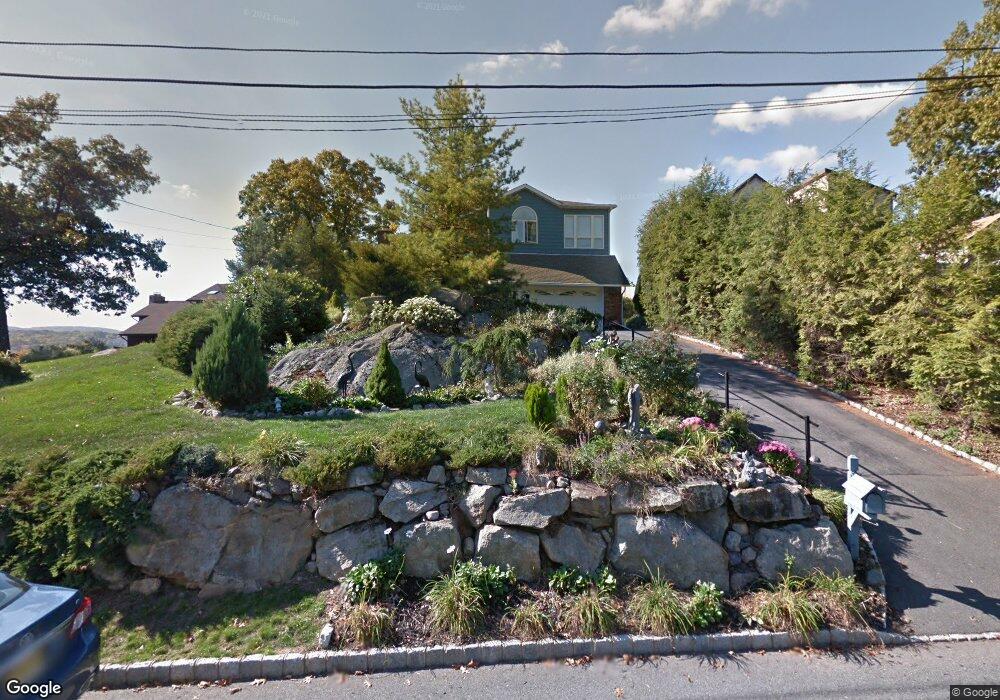 53 Highland Ave, Bloomingdale, NJ 07403 - photo 1