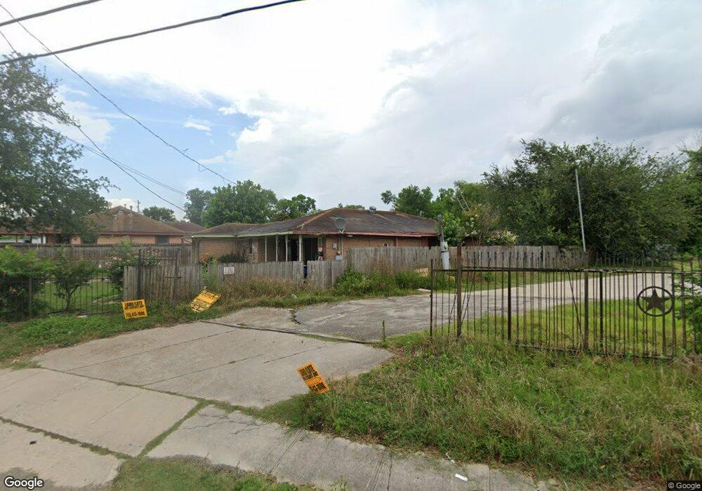 9626 W Montgomery Rd, Houston, TX 77088 - photo 1