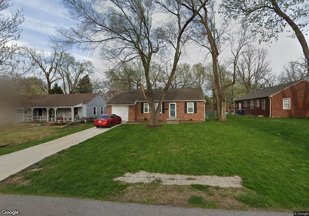 6345 Switzer St, Shawnee, KS 66203 - photo 1