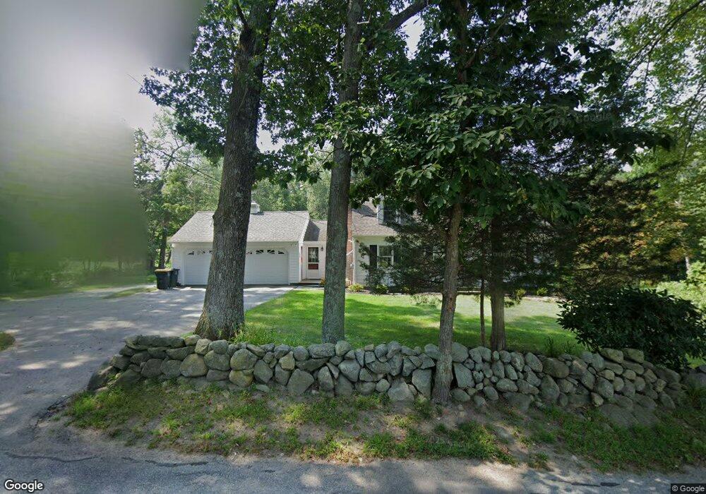 588 Maple St, Franklin, MA 02038 - photo 1