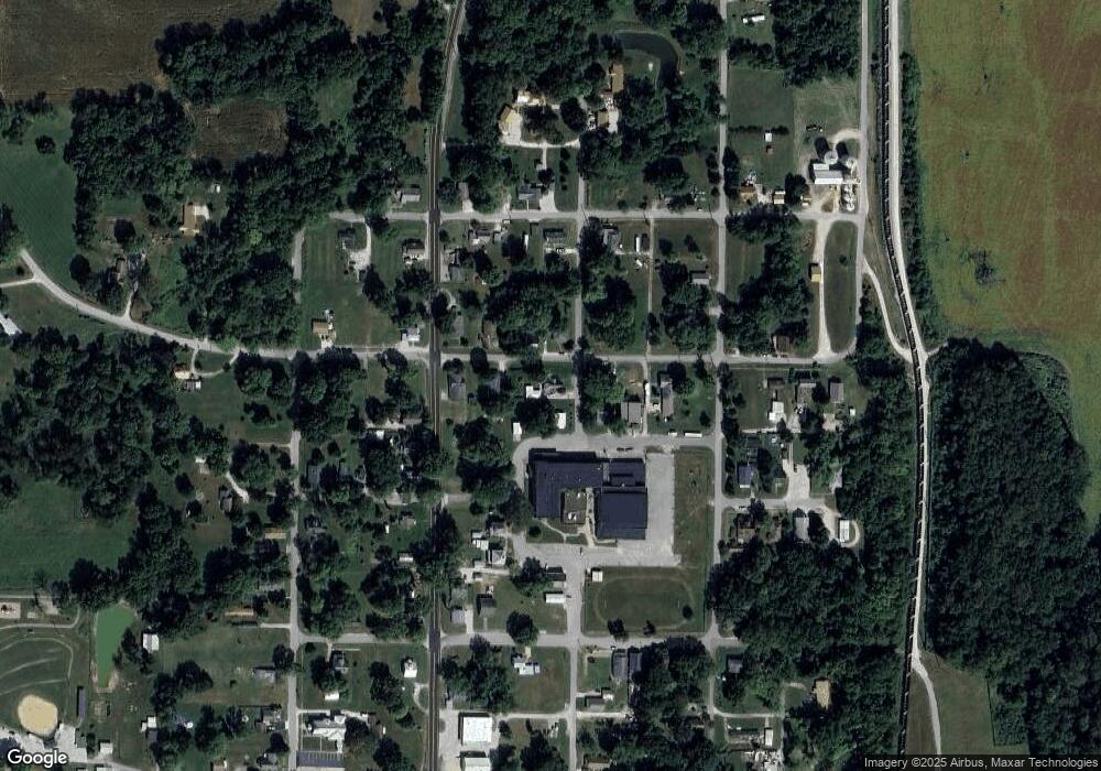 101 W Shipping St, Edwardsport, IN 47528 - photo 1