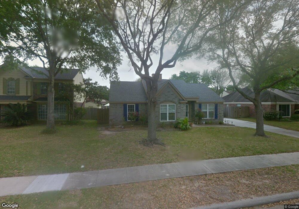 3907 Spring Meadow Dr, Pearland, TX 77584 - photo 1