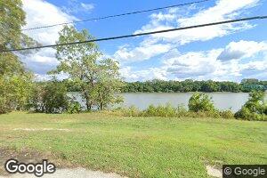 601 N Park St, Hardin, IL 62047