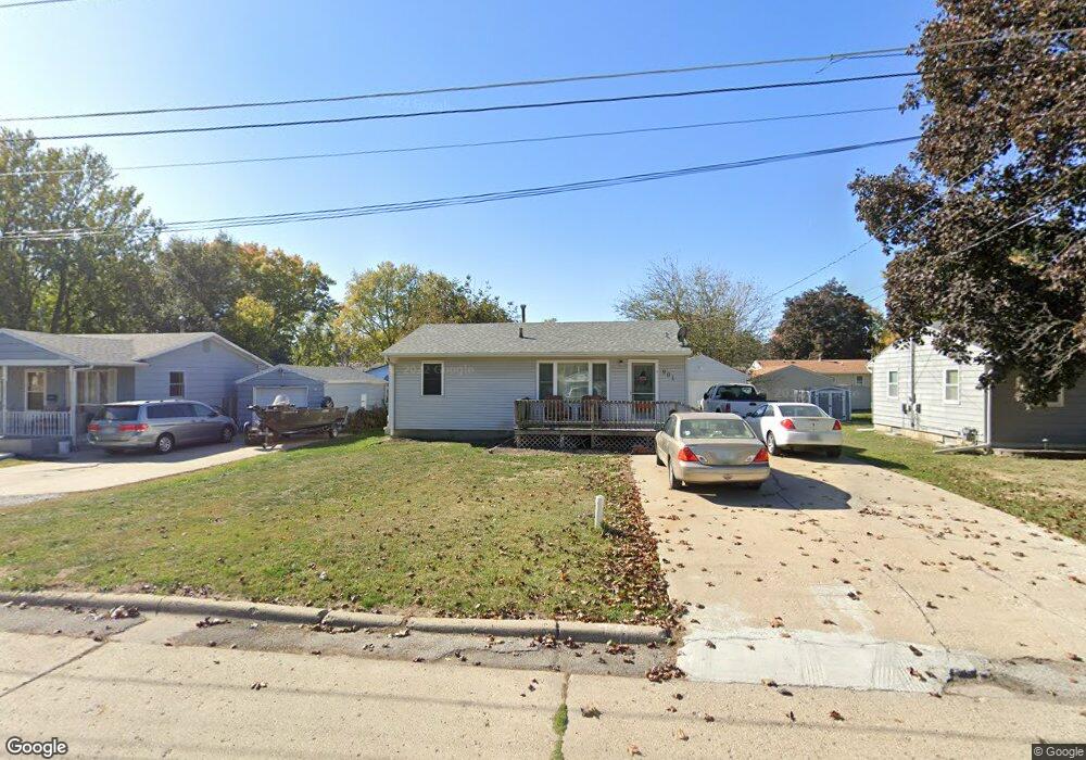 901 E 13th St N, Newton, IA 50208 - photo 1