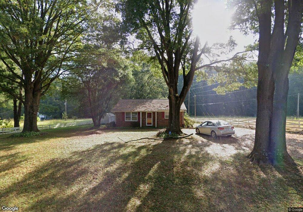 585 Shiloh Rd, Statesville, NC 28677 - photo 1