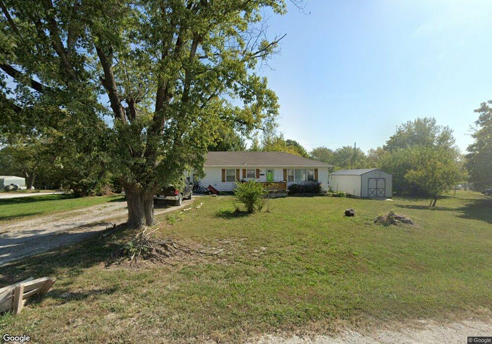 201 Frederick Ln, Raymore, MO 64083 - photo 1