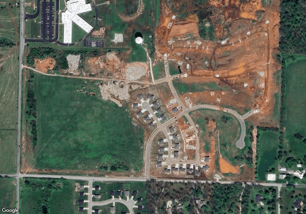 700 N Quantum Ct, Nixa, MO 65714 - photo 1