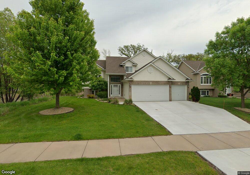 5285 Fenson Ct N, Hugo, MN 55038 - photo 1