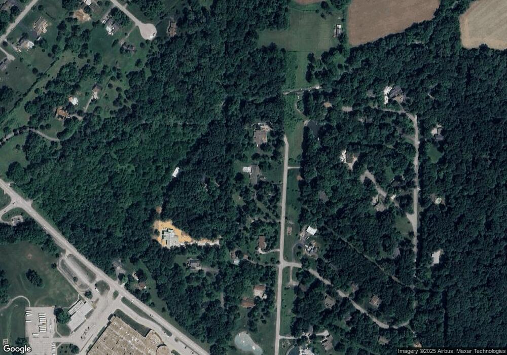 6013 Benchmark Dr, Floyds Knobs, IN 47119 - photo 1