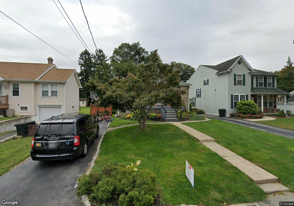 1102 Villanova Ave, Swarthmore, PA 19081 - photo 1